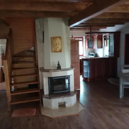 Julia Tatil Evi